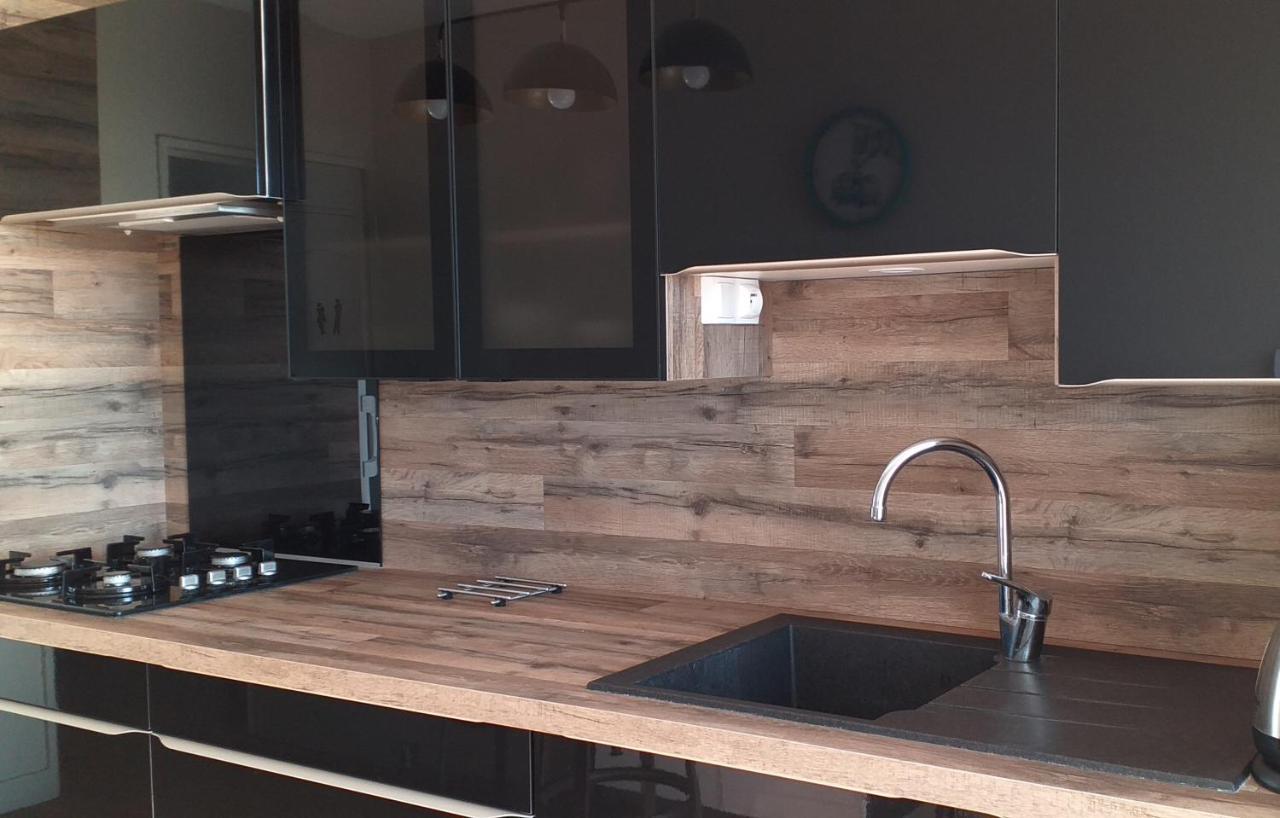 Apparemment Vue Apartment Aytre